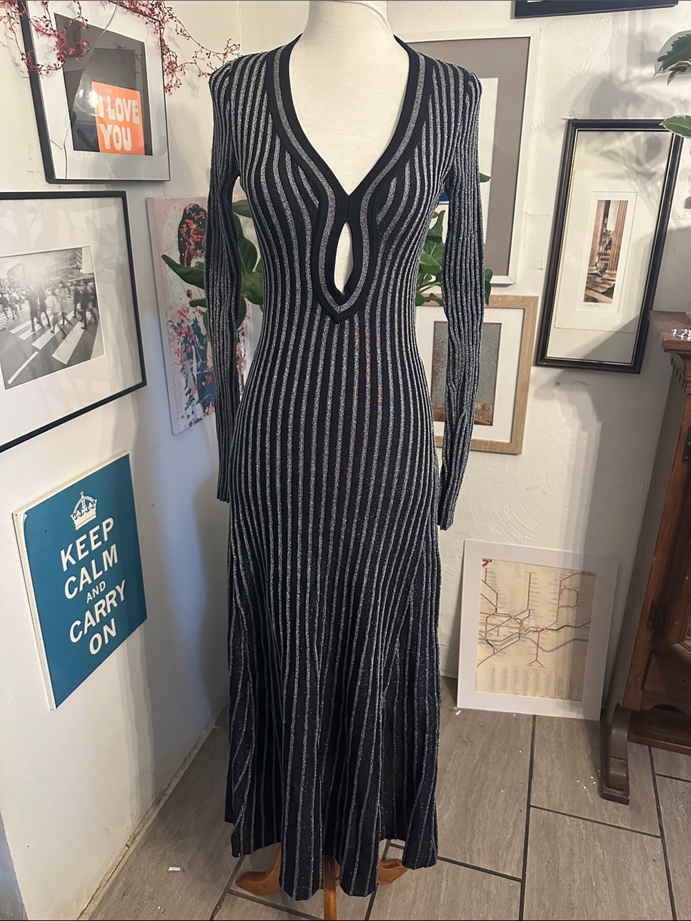 Sheike Josie Midi DressBlack & Silver Ribbed Long Sleeve Dress with Keyhole 8
